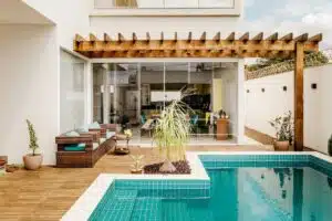 Les nouvelles tendances incontournables du design de piscine