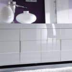 Quelle peinture pour repeindre un meuble laqué